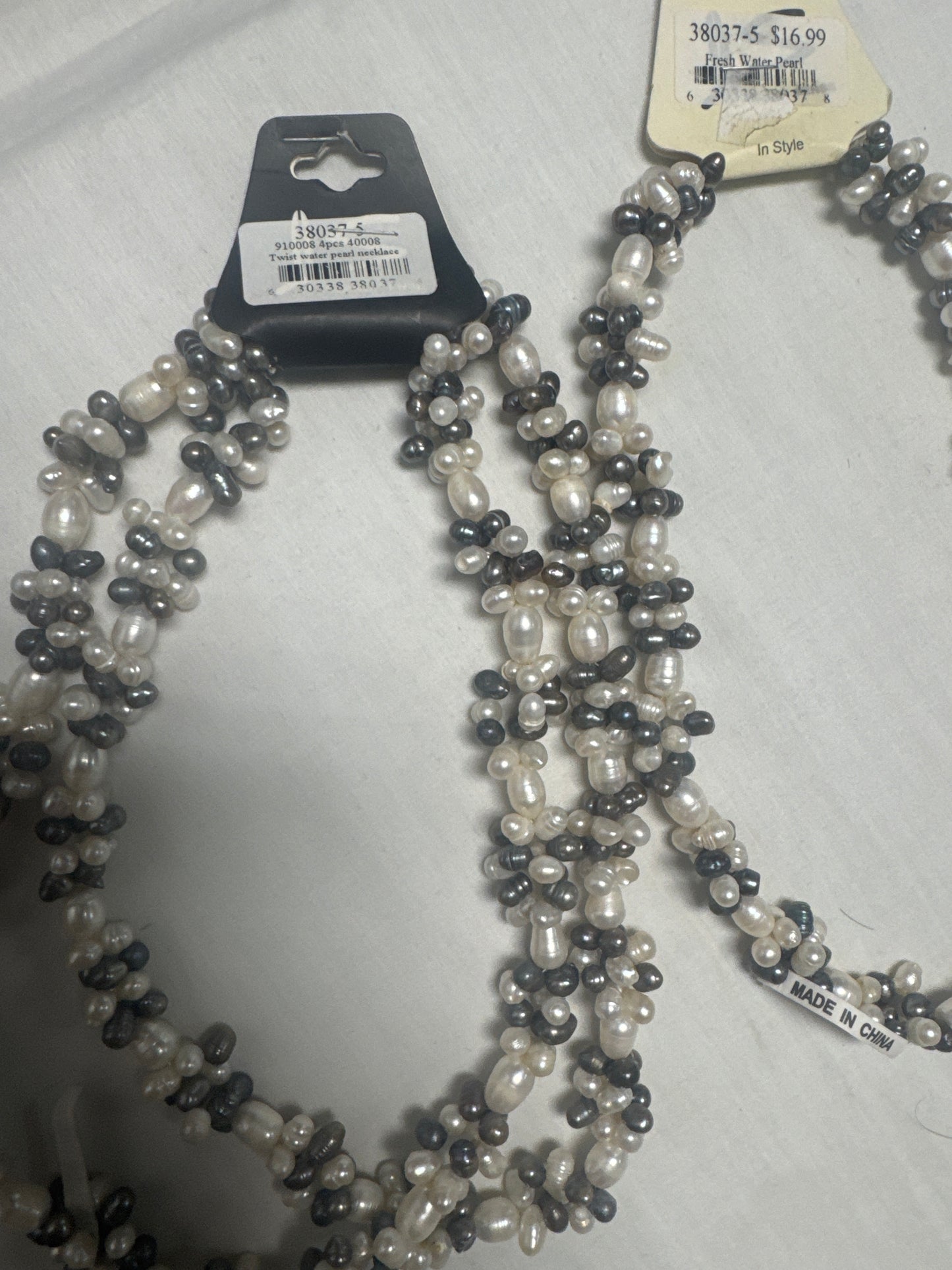 DCI, Twist fresh water pearl necklace