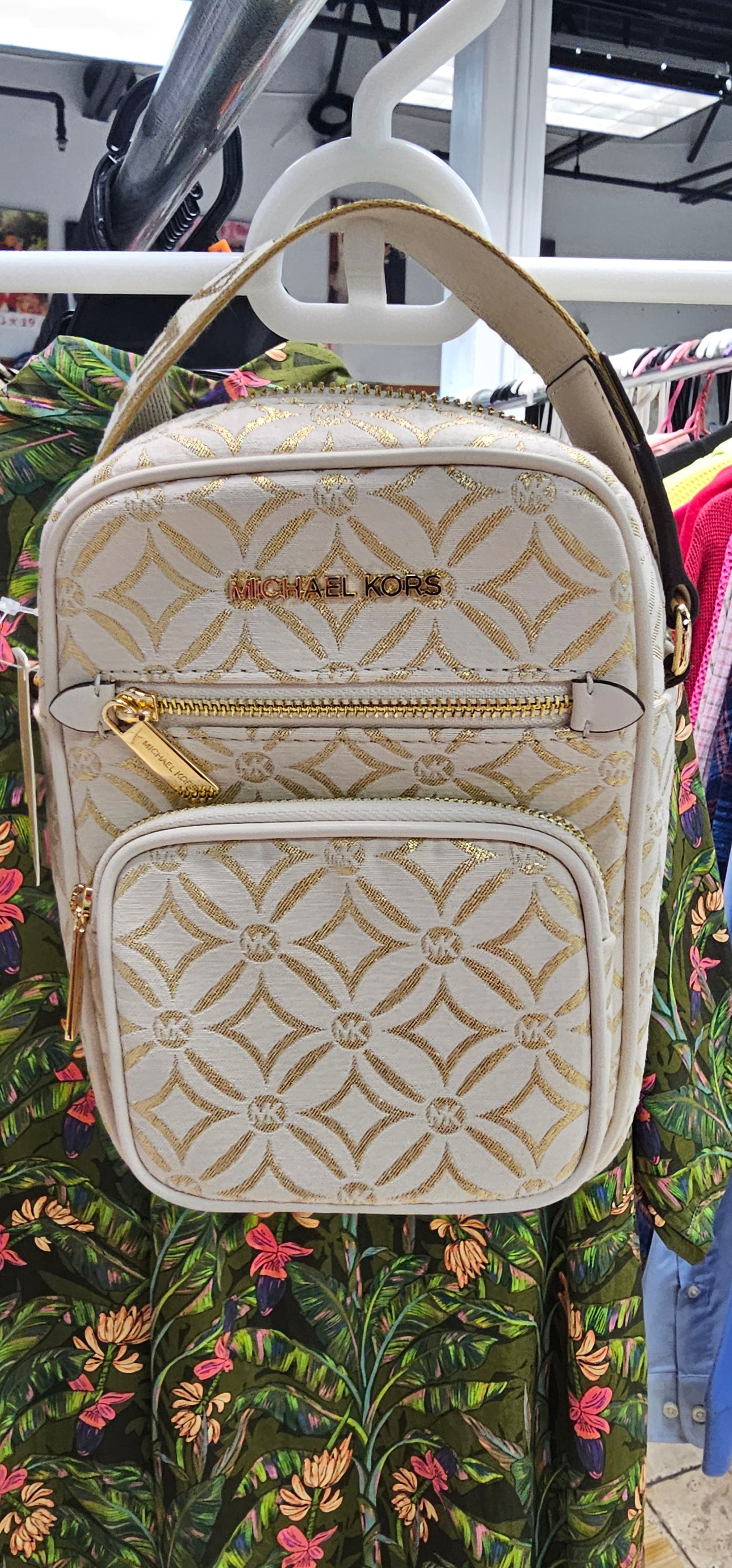 Michael Kors Jet Set Item 35F4GTTC2J LT CRM MULTI MD NS PKT XBODY