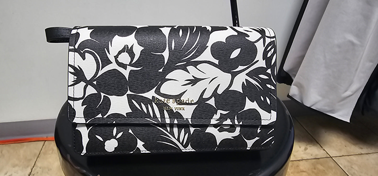 Kate Spade KH143 MORGAN Black Multi (001) BLC Tropical foliage flp chn wlt