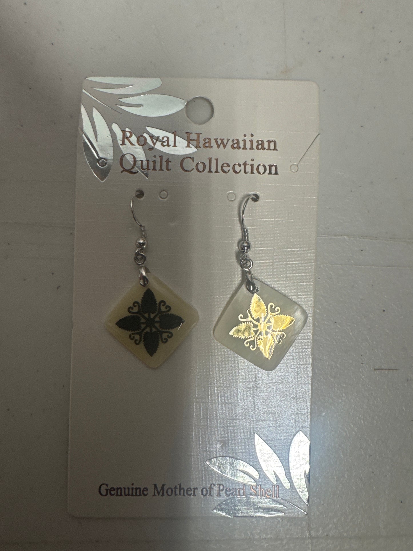 SquareRoyal Hawaiian MOP Quilt Earrings-Assorted