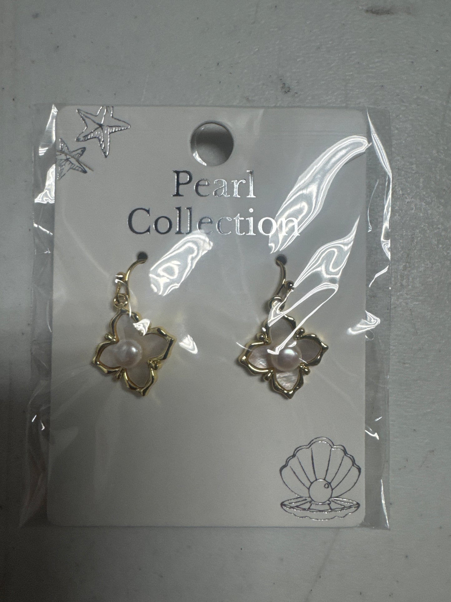 Copper MOP Pearl Earring - 4 Leaf Clover