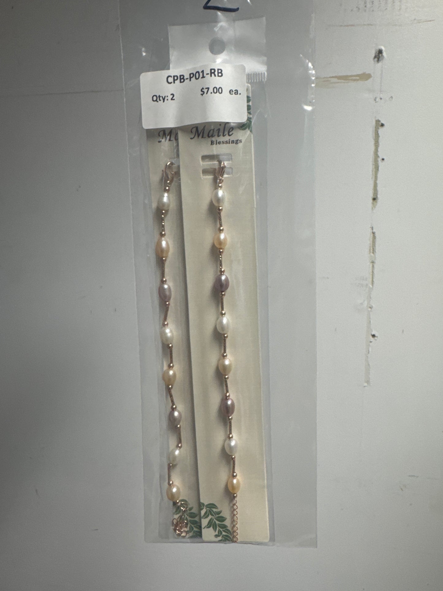 Copper Freshwater Pearl Bracelet - 8 Black Pearls (Rose)