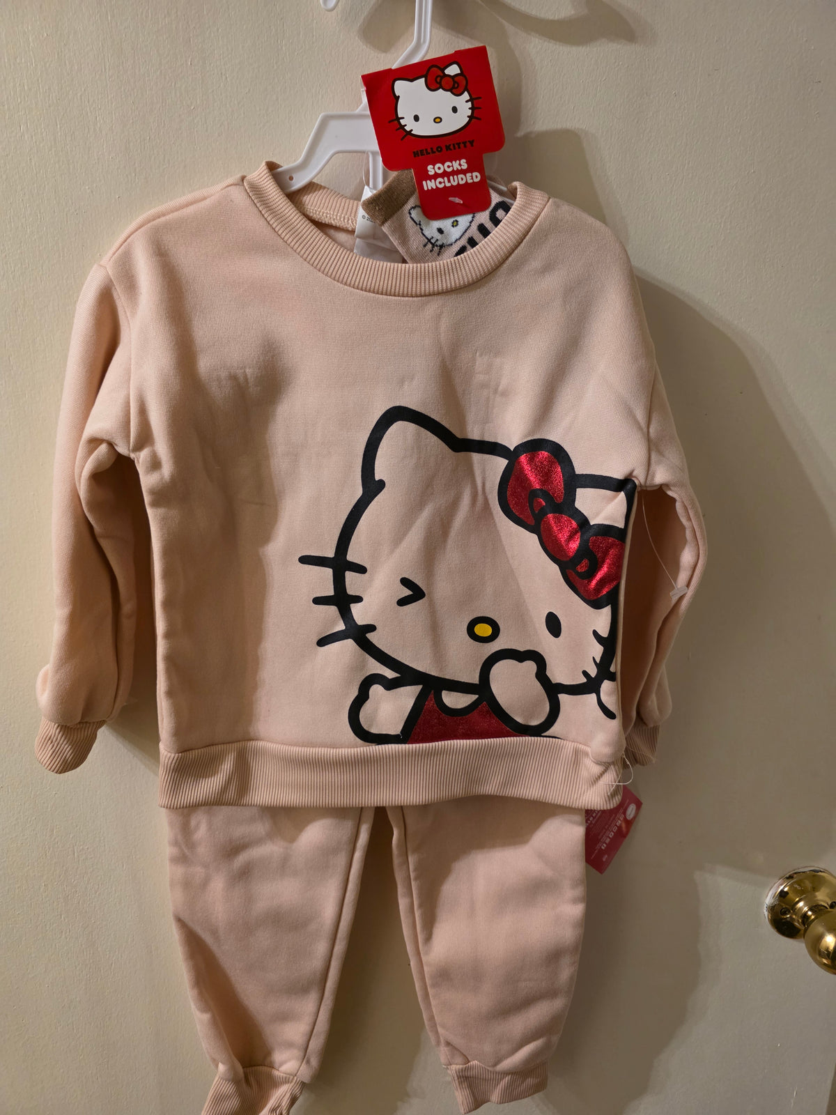 Hello kitty brn sweats ross hnl 2026
