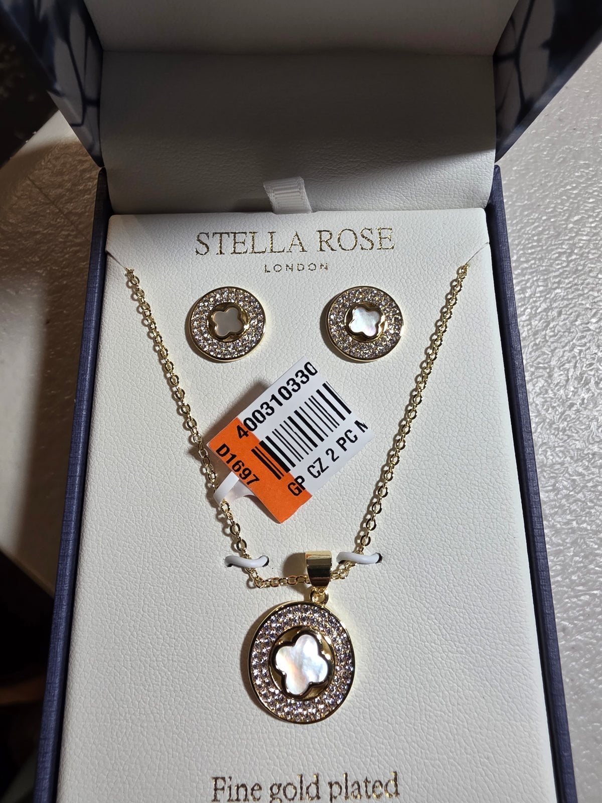 Stella Rose necklace and earrings Ross HNL 2026 D1697
