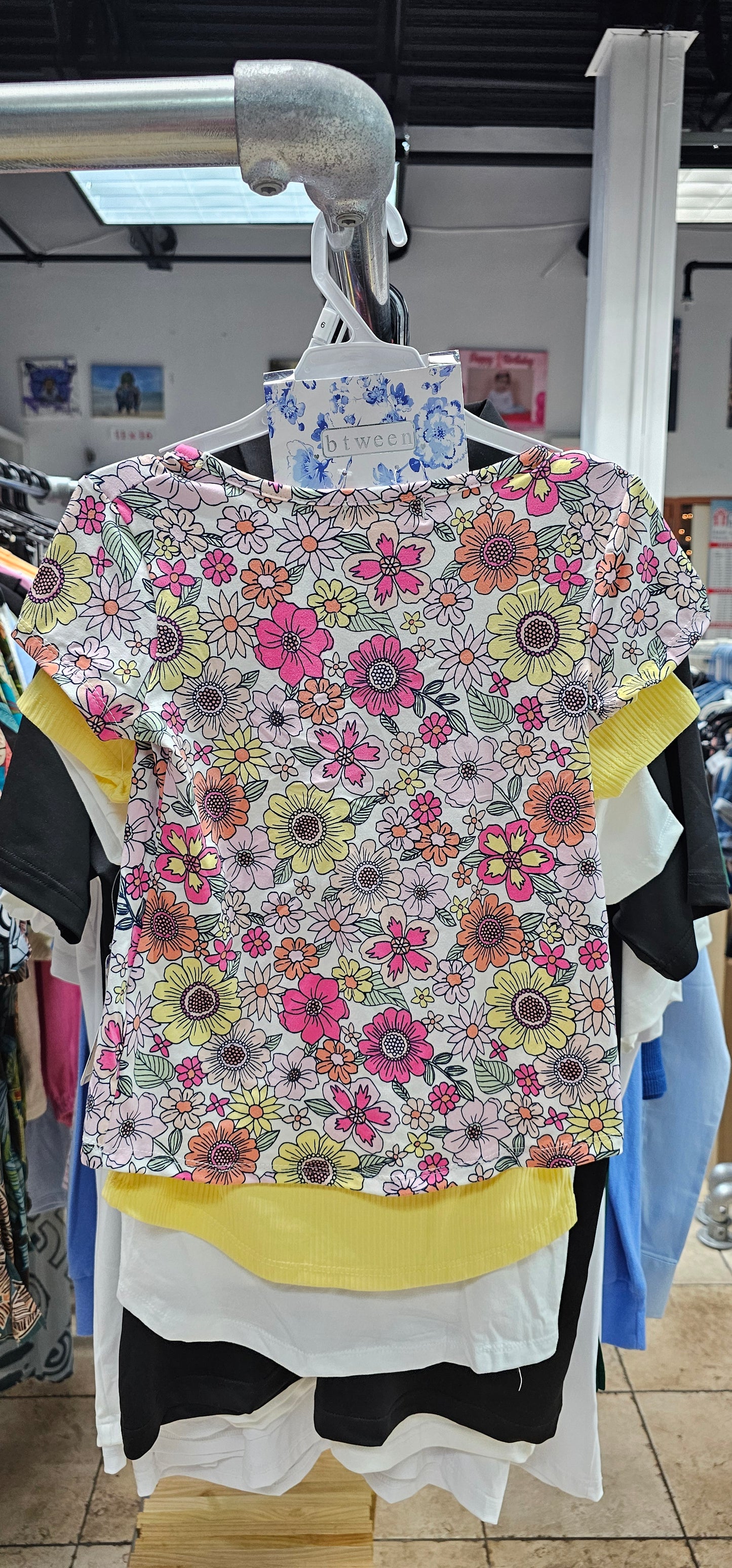 rs btween 3 pack girls tops flower power white , yellow and big flowers size 6