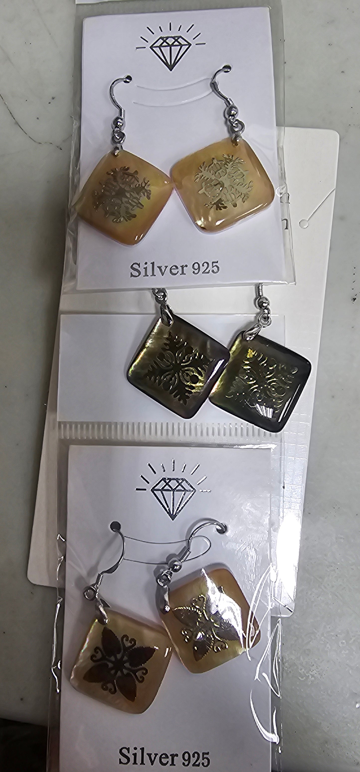MISC beaded Starfish Earrings