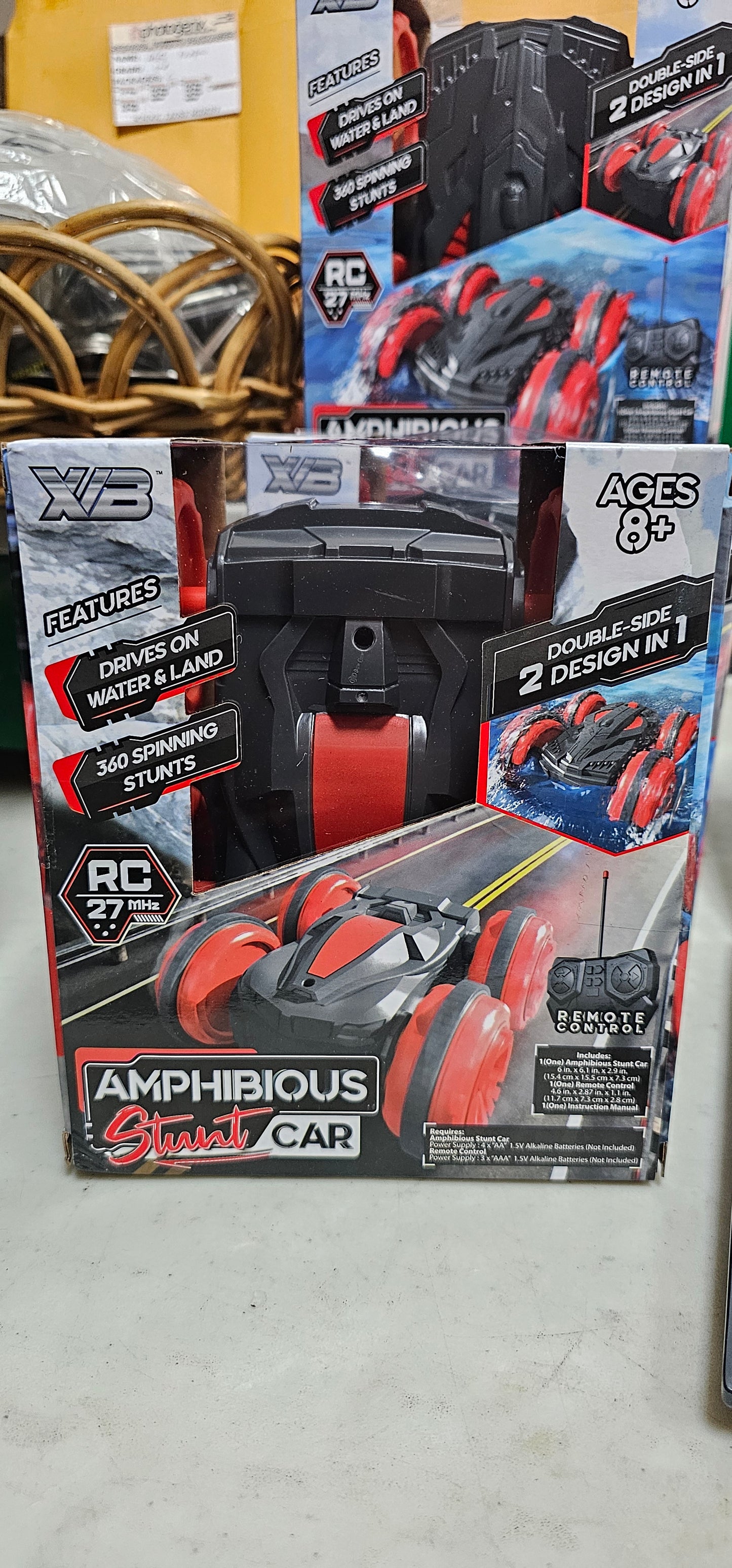 Remote control Amhibious stunt car