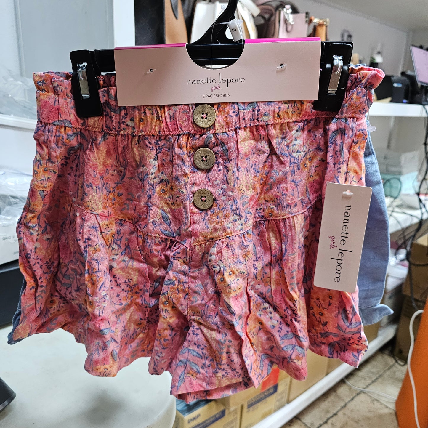 Girls 2 piece shorts Nanette report