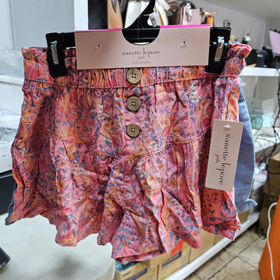 Girls 2 piece shorts Nanette report
