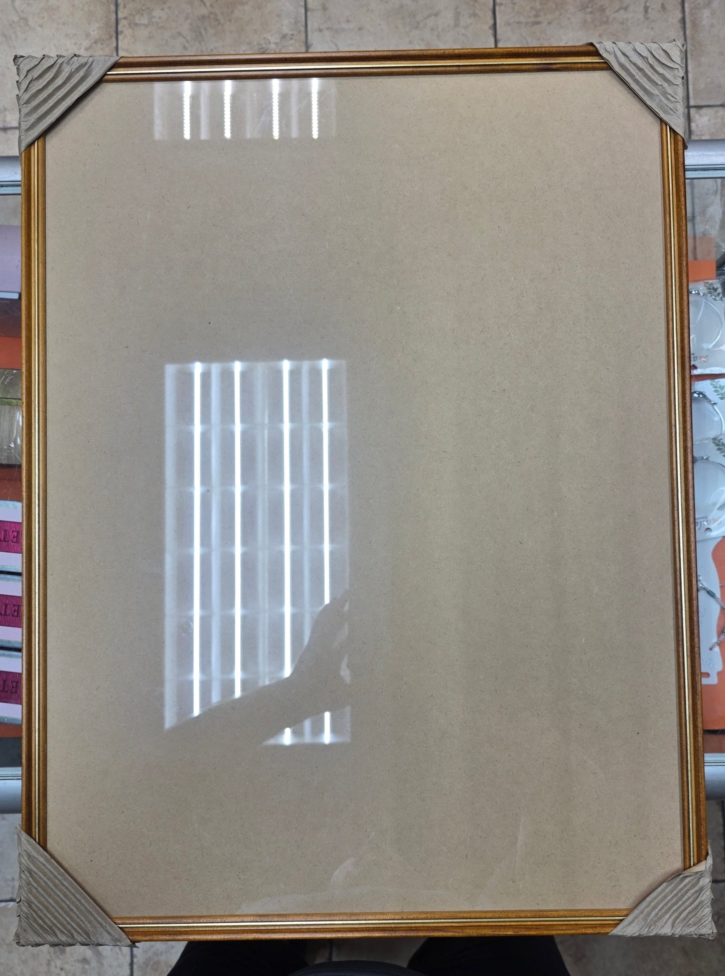 18X24 1028 RIMU & GOLD FRAME