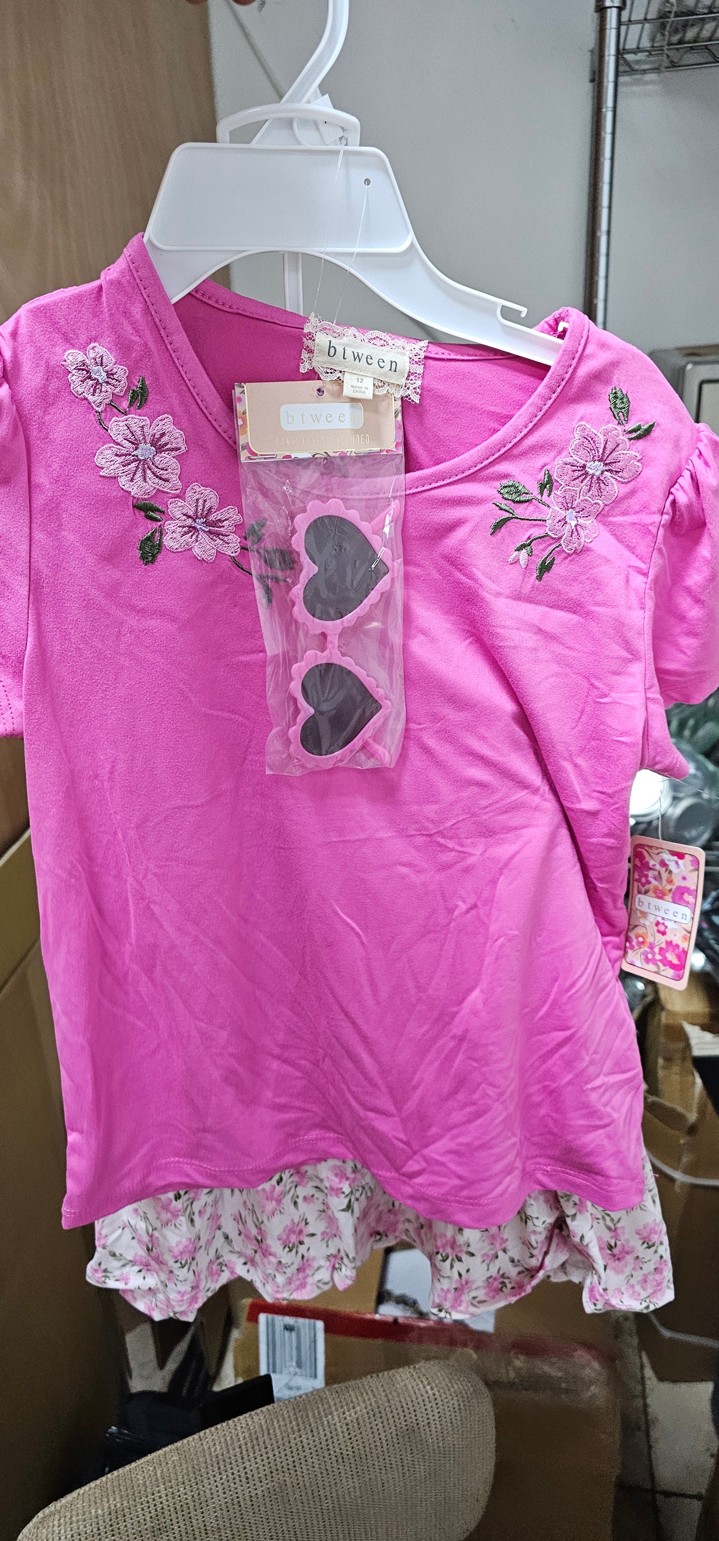 Girls dress Btween with sunglasses size 12